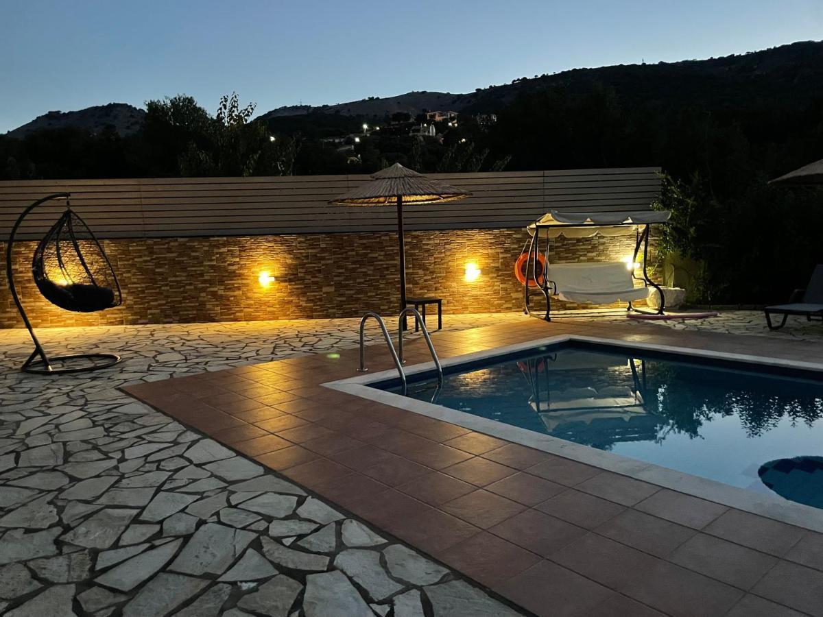 "Villa Andreas" Agia Efimia Екстер'єр фото